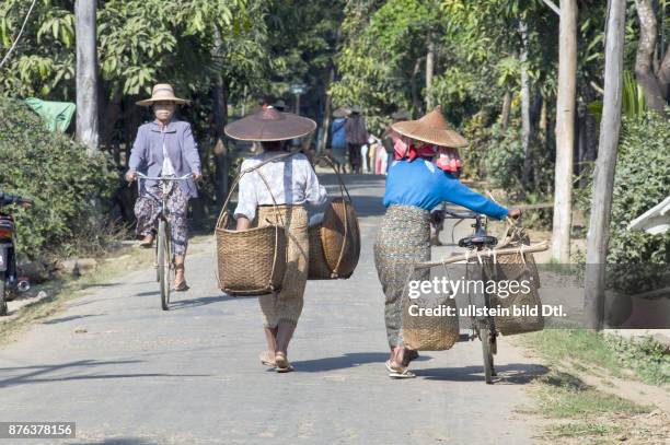 96 Katha Myanmar Stock Photos, HighRes Pictures, and Images Getty Images
