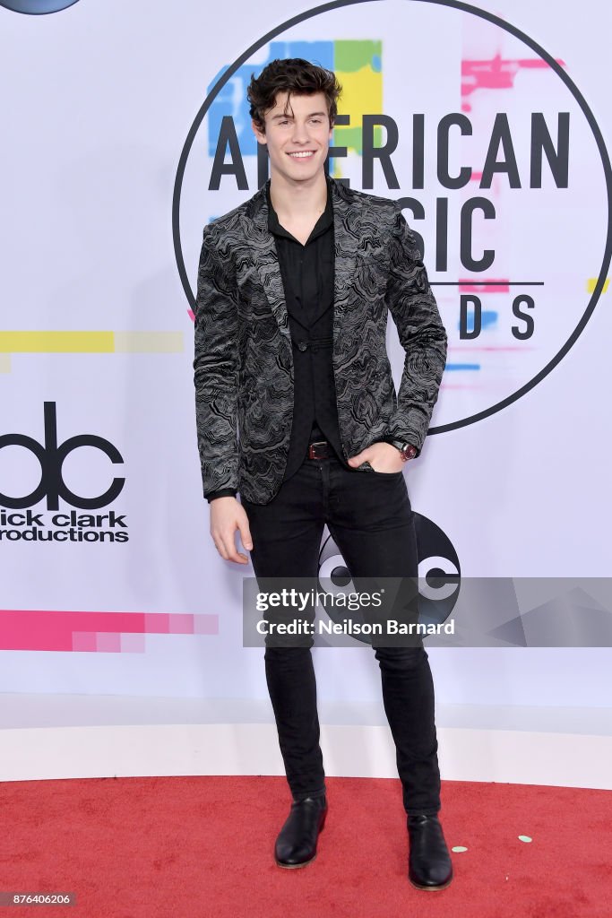 2017 American Music Awards - Arrivals