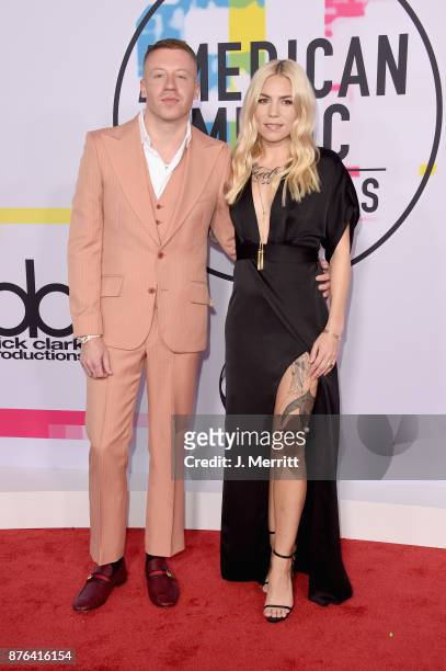 Macklemore and Skylar Grey attend 2017 American Music Awards at Microsoft Theater on November 19, 2017 in Los Angeles, California.