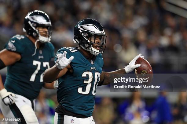 Corey Clement of the Philadelphia Eagles celebrates after scoring in the third quarter against the Dallas Cowboys at AT&T Stadium on November 19,...