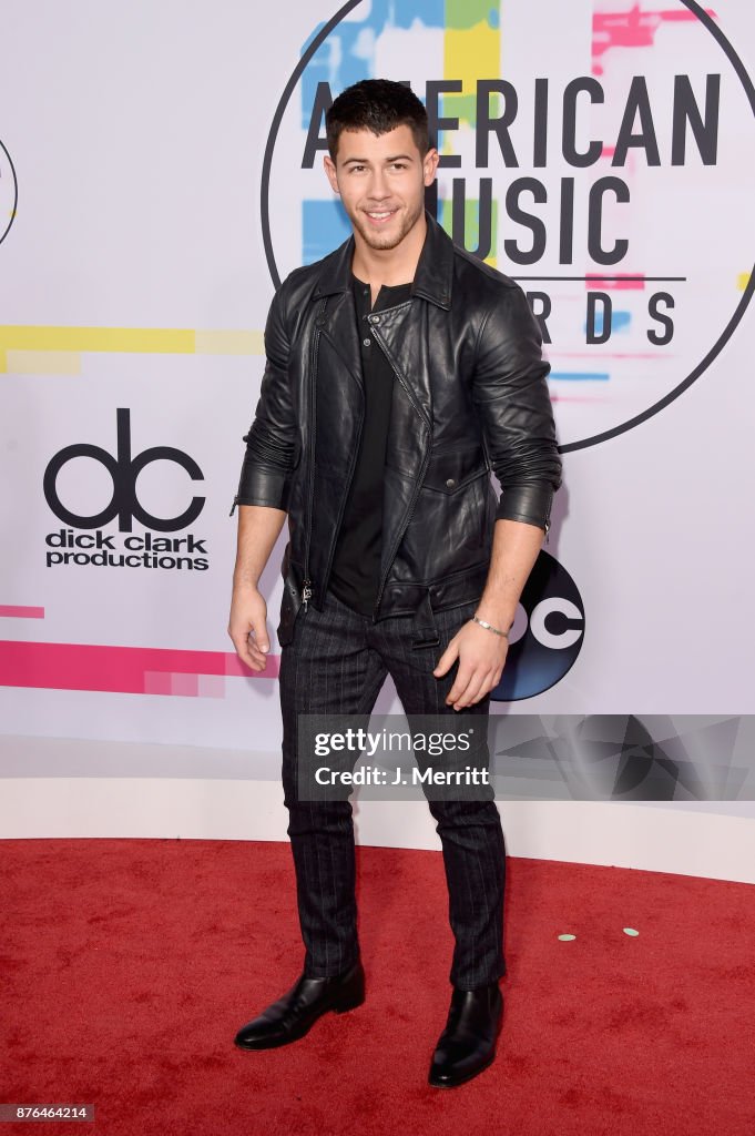 2017 American Music Awards - Arrivals