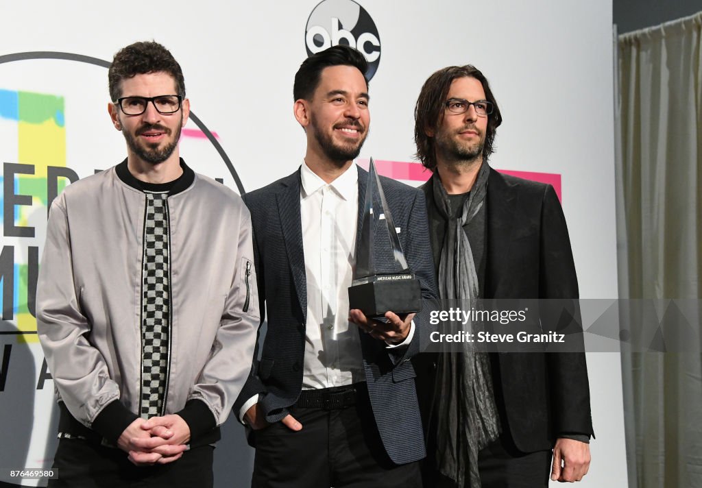 2017 American Music Awards - Press Room