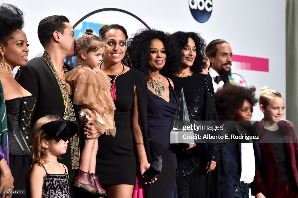 2017 American Music Awards - Press Room