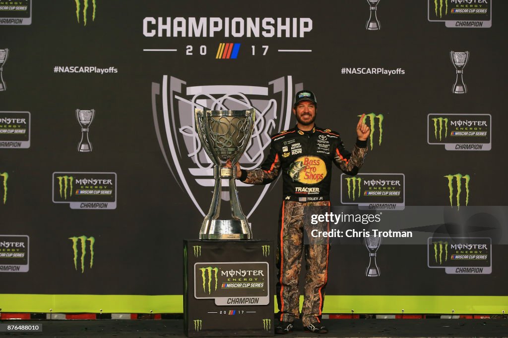 Monster Energy NASCAR Cup Series Championship Ford EcoBoost 400