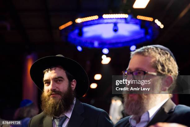 High Speed Rabbi Rabbi Lubavitch Photos and Premium High Res Pictures - Getty Images