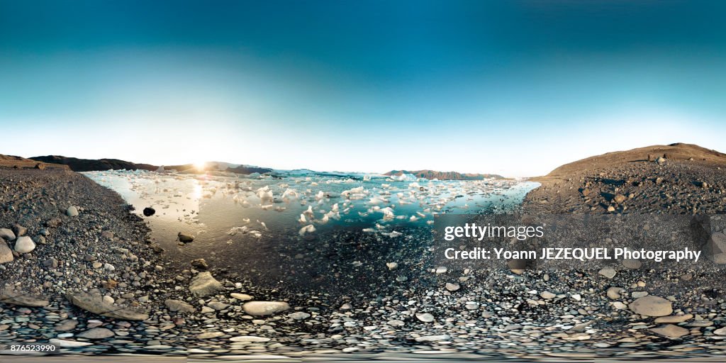 360° View nature scenery of ökulsárlón Glacier Lagoon in Iceland