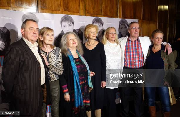 Die Schauspieler Harry Baer, Margit Carstensen, Hanna Schygulla, Irm Hermann, Juliane Lorenz, Präsidentin der Rainer Werner Fassbinder Foundation,...