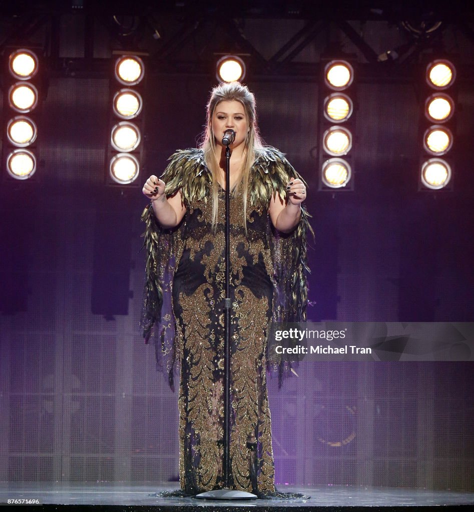 2017 American Music Awards - Show