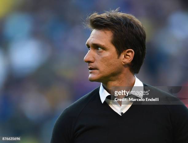 Guillermo Barros Schelotto of Boca Juniors looks on before a match between Boca Juniors and Racing Club as part of the Superliga 2017/18 at Alberto...
