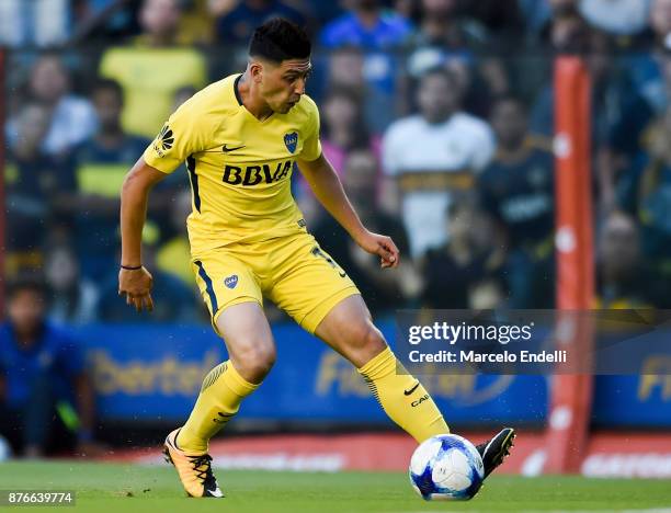 Cristian Espinoza of Boca Juniors drives the ball during a match between Boca Juniors and Racing Club as part of the Superliga 2017/18 at Alberto J....