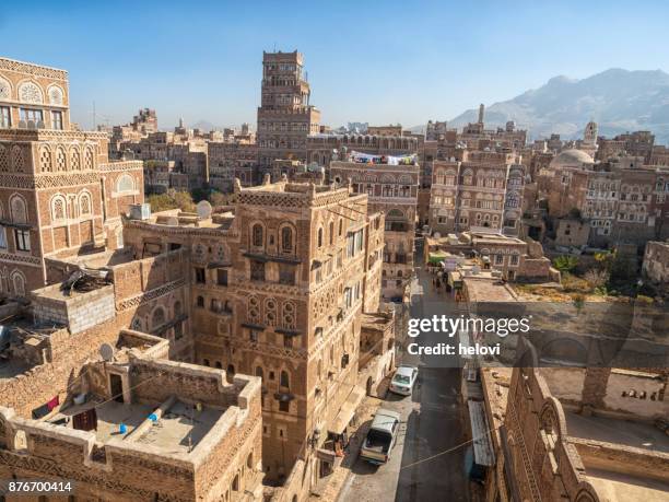 sana'a architecture - yemen stock pictures, royalty-free photos & images