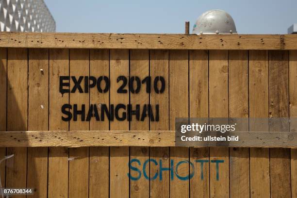 China Shanghai Shanghai - detail view of a wood carrier box with building materials for the Expo 2010 (Photo by Brigitte Hiss\ullstein bild via Getty...