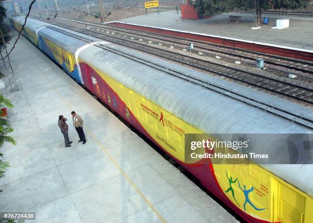 Red Ribbon Express 368 Safdarjung Railway Stock Photos, High-Res Pictures, and Images ...