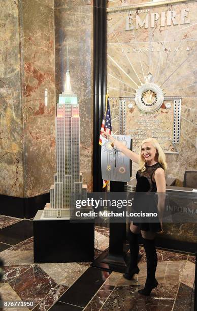 Singer Gwen Stefani lights The Empire State Building to promote The Holiday Light Show at The Empire State Building on November 20, 2017 in New York...