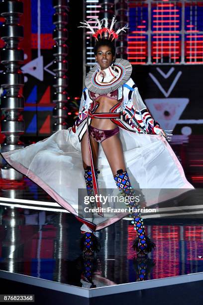 Model Amilna Estevao walks the runway during the 2017 Victoria's Secret Fashion Show In Shanghai at Mercedes-Benz Arena on November 20, 2017 in...