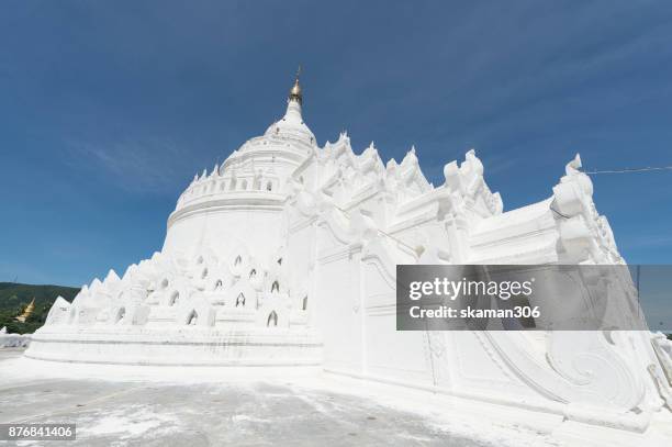 beautiful architecture of white pagoda of hsinbyume (mya thein dan pagoda )  temple - mandalay fort stock pictures, royalty-free photos & images