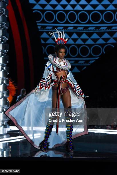 Amilna Estevao attends 2017 Victoria's Secret Fashion Show In Shanghai - Show at Mercedes-Benz Arena on November 20, 2017 in Shanghai, China.