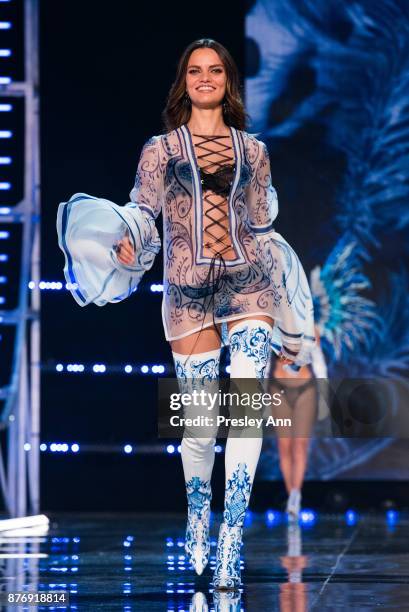 Barbara Fialho attends 2017 Victoria's Secret Fashion Show In Shanghai - Show at Mercedes-Benz Arena on November 20, 2017 in Shanghai, China.