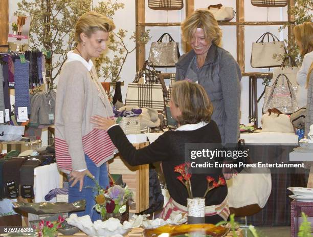 Simoneta Gomez-Acebo and Maria Zurita attend the charity market 'Rastrillo Nuevo Futuro' on November 20, 2017 in Madrid, Spain.