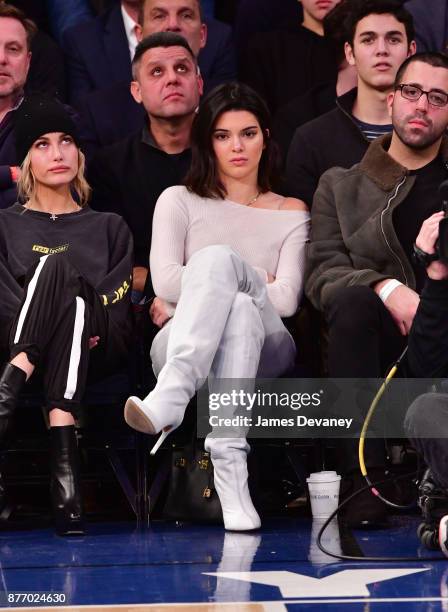 Kendall Jenner attends the Los Angeles Clippers Vs New York Knicks game at Madison Square Garden on November 20, 2017 in New York City.