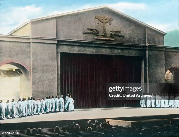 Proscenium Rennaissance 295 Proscenium Stock Photos, High-Res Pictures, and Images - Getty Images