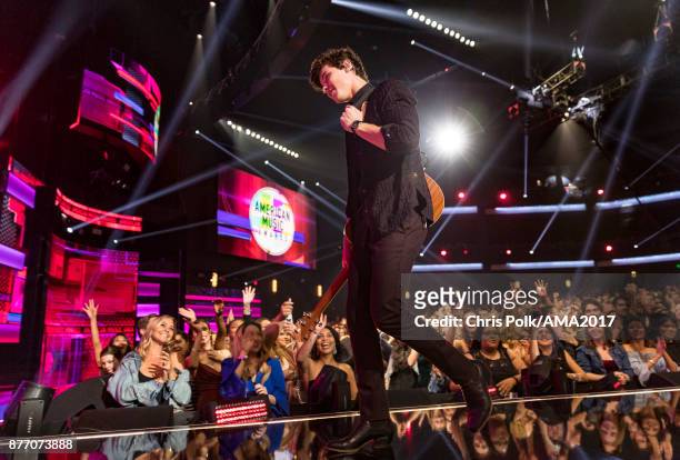 Shawn Mendes performs onstage during the 2017 American Music Awards at Microsoft Theater on November 19, 2017 in Los Angeles, California.