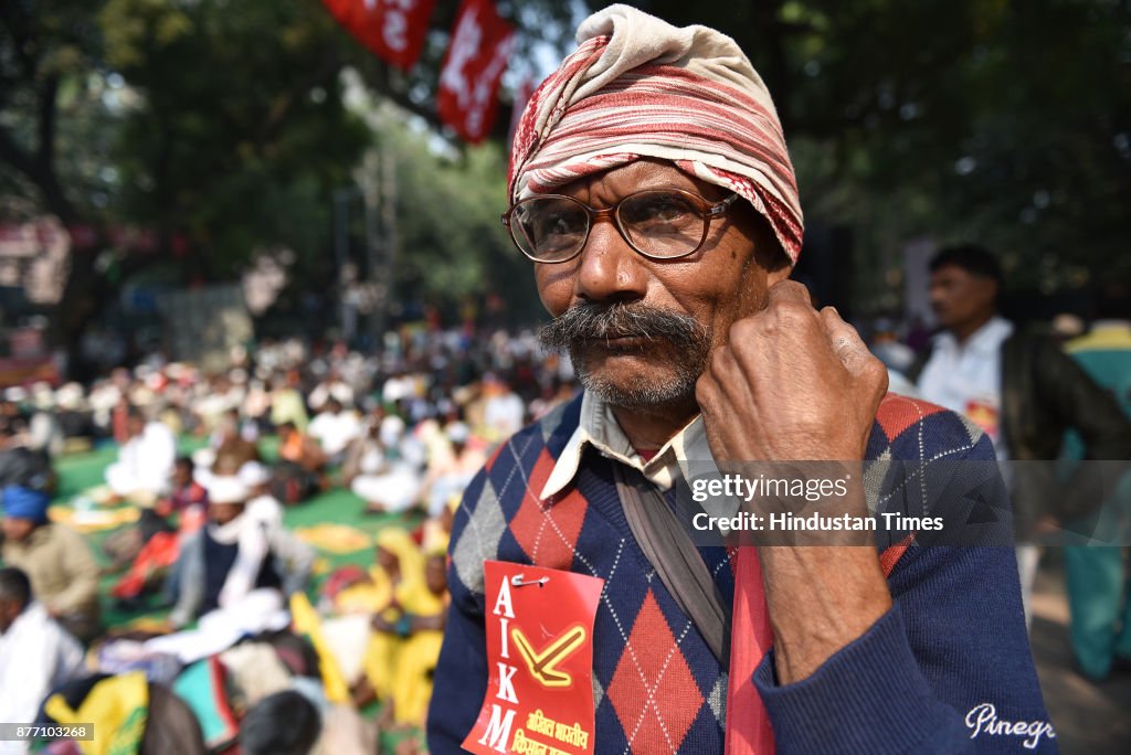 Farmers Protest In Delhi For Farm Loan Waivers, Fair Prices For Crops