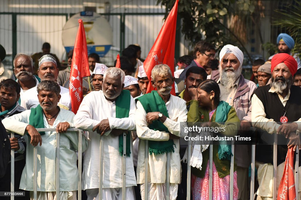 Farmers Protest In Delhi For Farm Loan Waivers, Fair Prices For Crops
