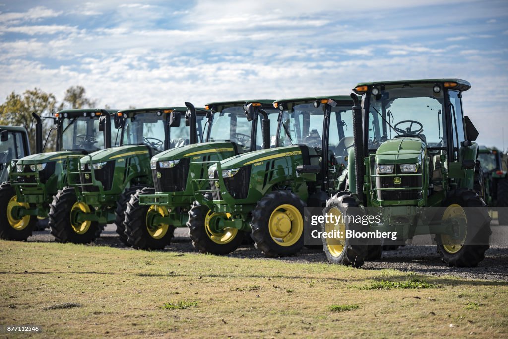 A Deere & Co. Dealership Ahead Of Earnings Figures