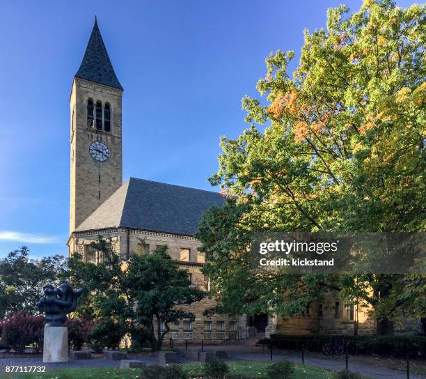 コーネル大学の図書館の建物 - cornell university ストックフォトと画像