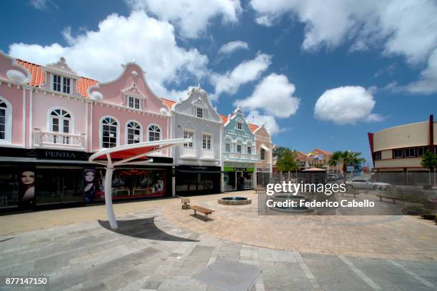 dutch colonial architecture in aruba - oranjestad stock pictures, royalty-free photos & images