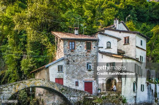 ancient stone bridge - ken lombard stock pictures, royalty-free photos & images