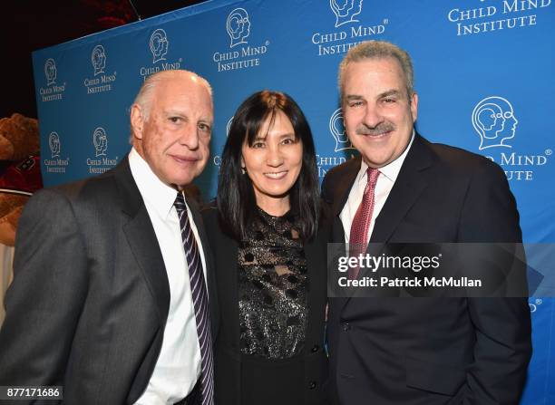 Edward Minskoff, Julie Minskoff and Dr. Harold Koplewicz attend the Child Mind Institute 2017 Child Advocacy Award Dinner at Cipriani 42nd Street on...
