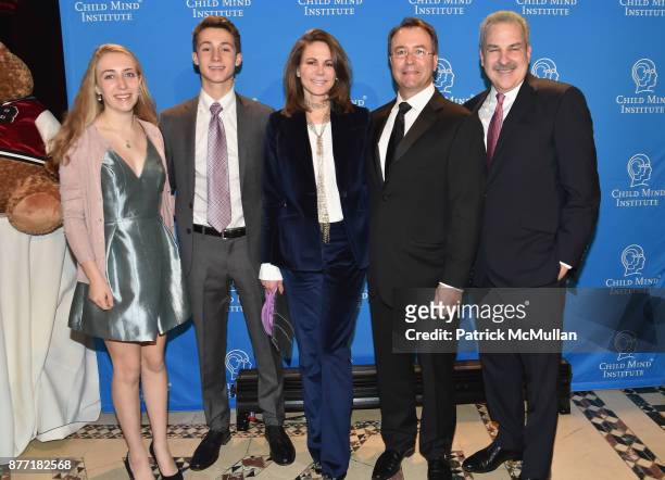 Guests with Elaine Thomas, Joseph Healey and Dr. Harold Koplewicz attend the Child Mind Insti tute 2017 Child Advocacy Award Dinner at Cipriani 42nd...