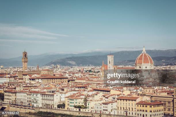 city of florence skyline view - uffizi museum stock pictures, royalty-free photos & images