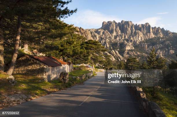 cabins at bavella needles - corsica foto e immagini stock