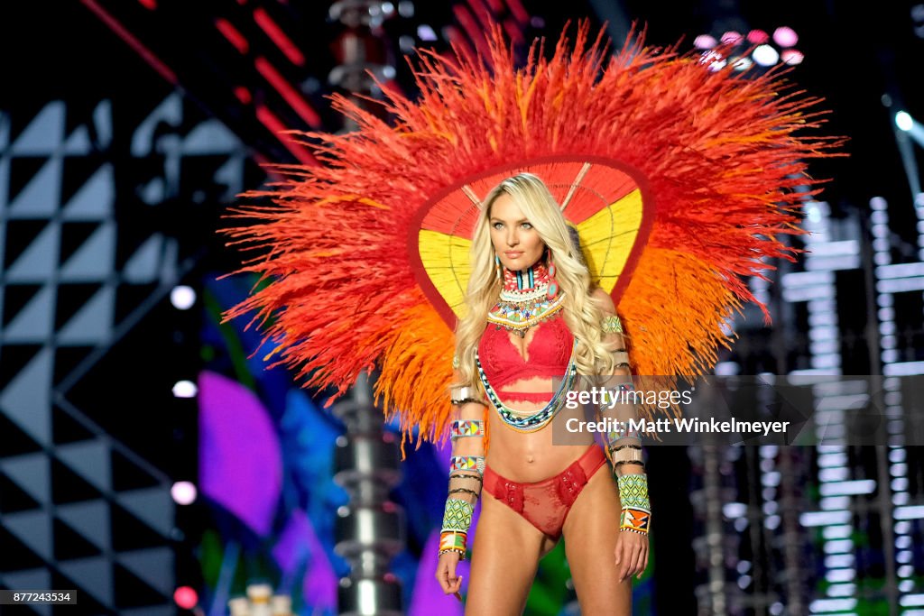 2017 Victoria's Secret Fashion Show In Shanghai - Show