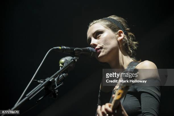 Ellie Rowsell of Wolf Alice performs at O2 Guildhall on November 21, 2017 in Southampton, England.