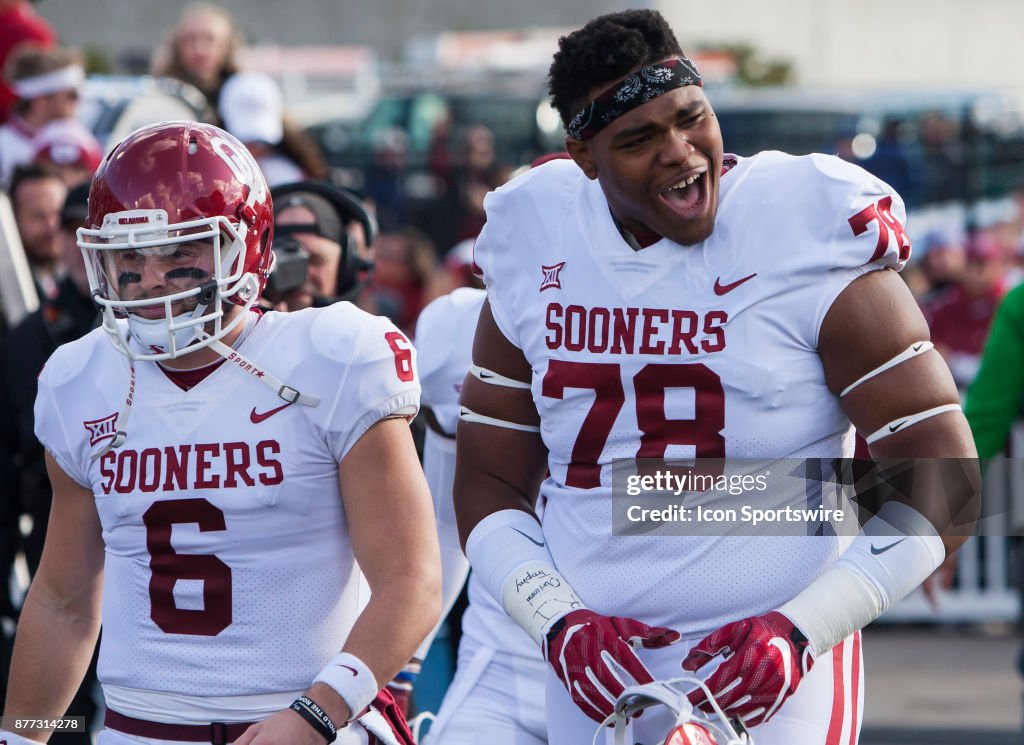 COLLEGE FOOTBALL: NOV 18 Oklahoma at Kansas