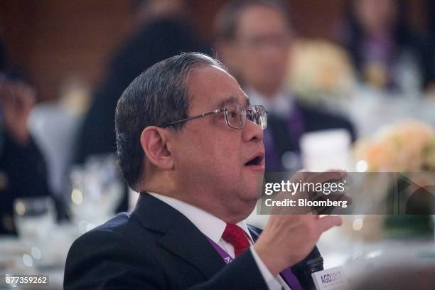 Victor Fung, chairman of Li & Fung Ltd., speaks during the Asia Global Dialogue conference in Hong Kong, China, on Wednesday, Nov. 22, 2017. The...