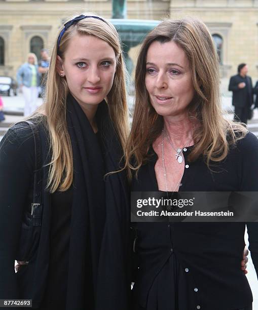 Andrea Schoeller arrives with her daughter Helena for the Monti Lueftner funeral at the Allerheiligen-Hofkirche on May 18, 2009 in Munich, Germany....