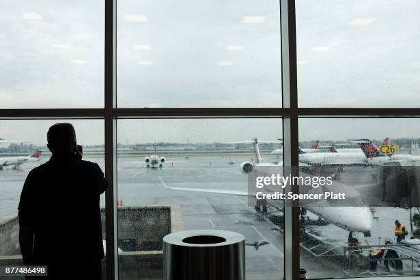 Delta planes sit on the tarmac at LaGuardia Airport on the day before Thanksgiving, the nation's busiest travel day on November 22, 2017 in New York...