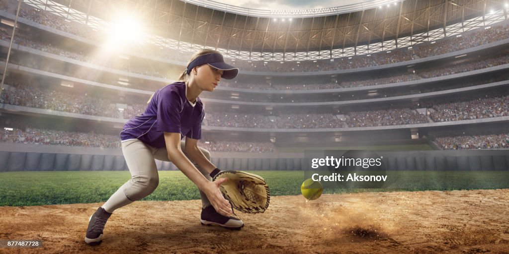 プロの舞台でソフトボール女子選手