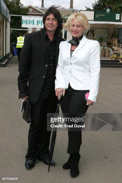 Laurence Llewelyn-Bowen and Jackie Llewelyn-Bowen visit the Chelsea Flower Show at Royal Hospital Chelsea on May 18, 2009 in London, England.