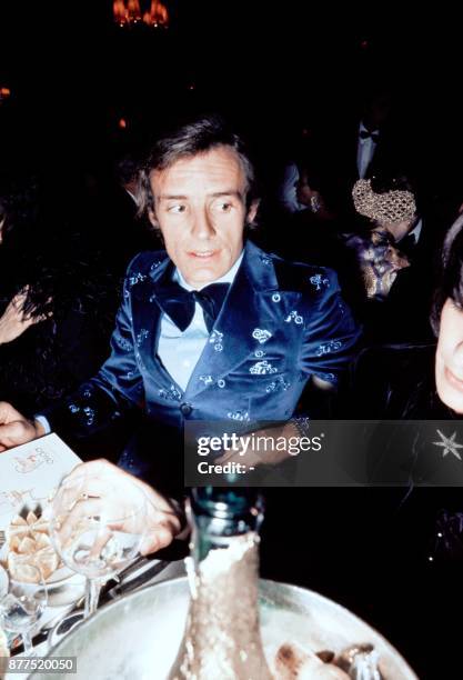 French skier Jean-Claude Killy poses in a restaurant in Paris in December 1971.