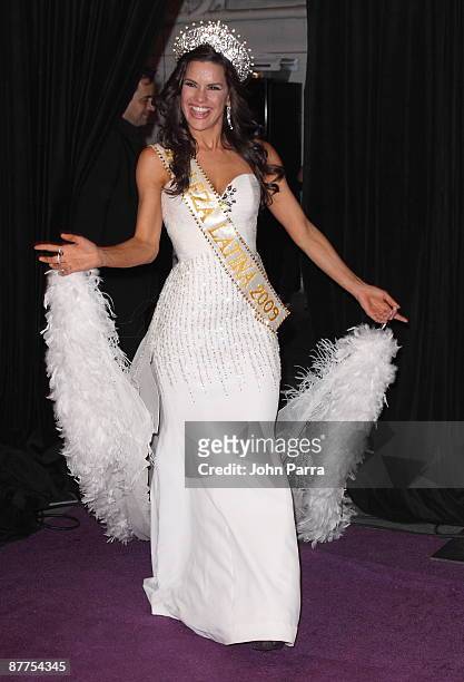 Winner Greidys Gil poses at the Grand Finale of Univision?s popular reality competition Nuestra Belleza Latina at Greenwich Studios on May 17, 2009...