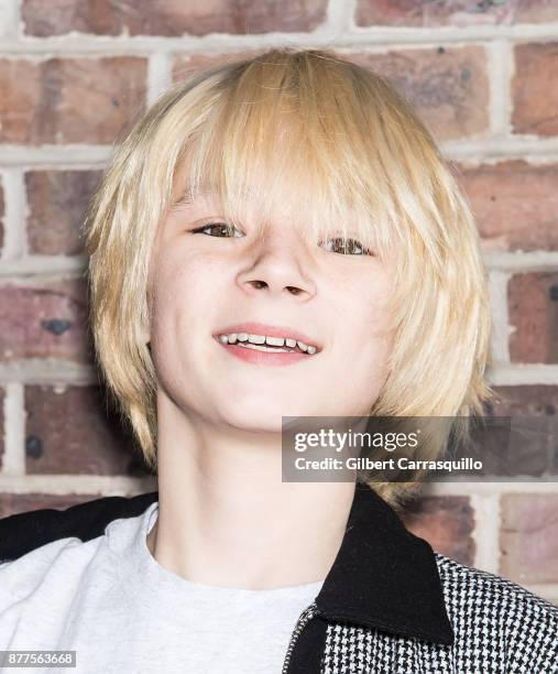 Mat Ox Rapper 2,920 Fox 29 Studio Stock Photos, High-Res Pictures, and Images - Getty ...