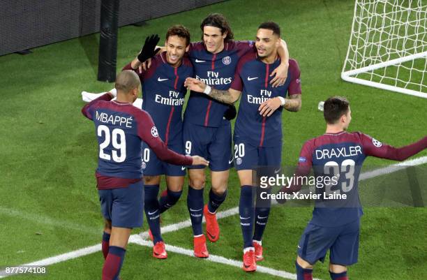 Edinson Cavani of Paris Saint-Germain celebrate his goal with Neymar Jr, Kylian Mbappe and tLayvin Kurzawa during the UEFA Champions League group B...