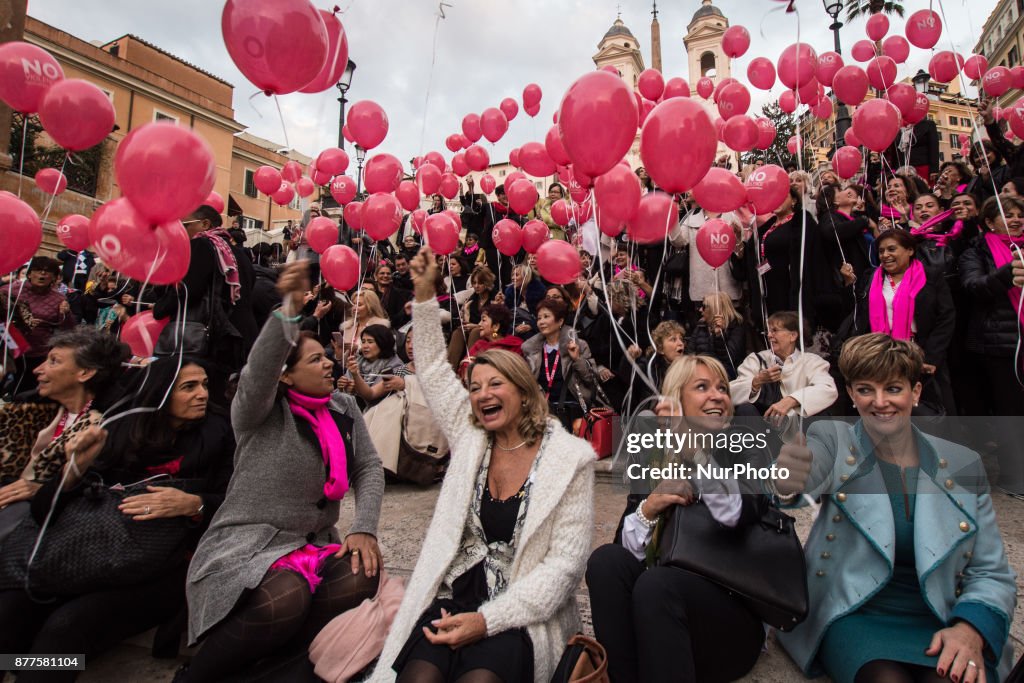 Flashmob of women entrepreneurs in Rome