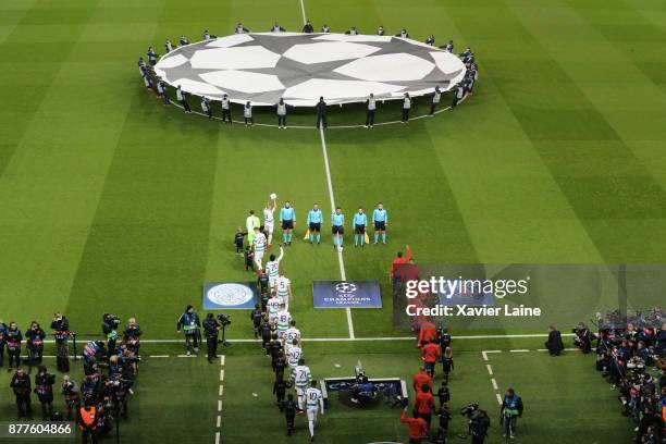 Players of Paris Saint-Germain and Celtics Glasgow entry on the pitch during the UEFA Champions League group B match between Paris Saint-Germain and...